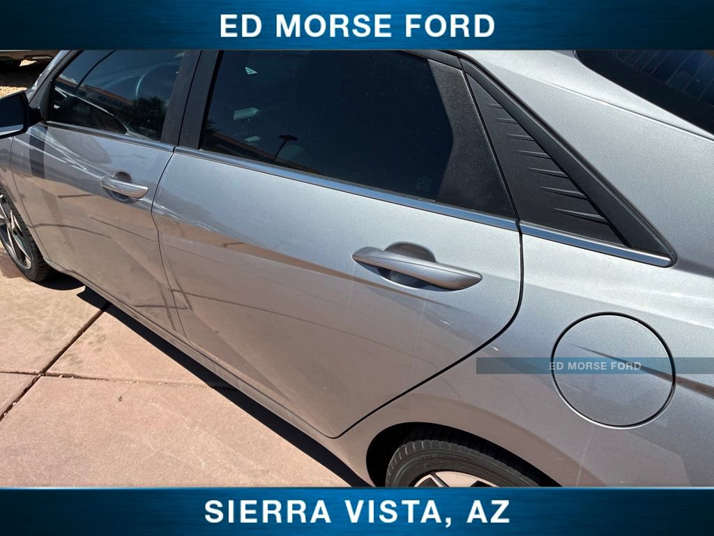 Used 2023 Hyundai Elantra Limited FWD image 14