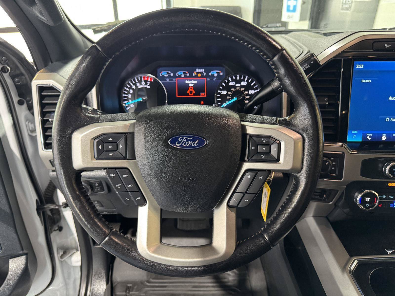 Certified 2022 Ford F350 Lariat w/ Chrome Package AWD/4WD image 13