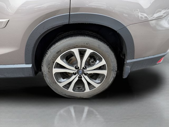 Used 2023 Subaru Forester Limited AWD/4WD image 29