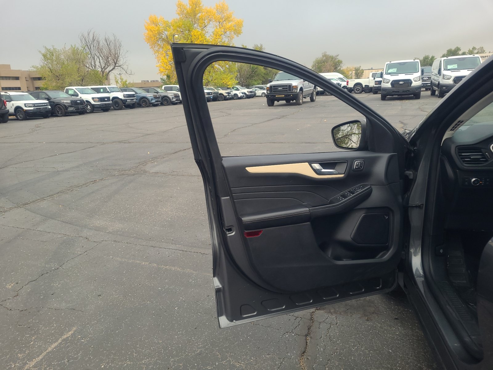 Certified 2022 Ford Escape Titanium w/ Titanium Premium Package FWD image 13