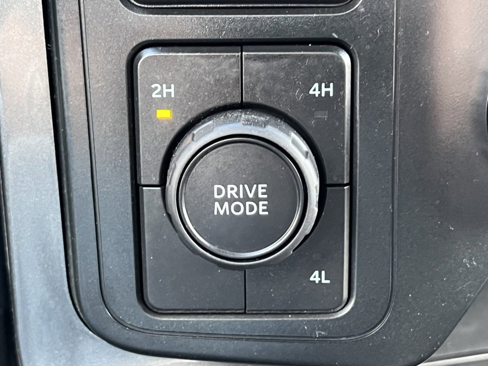 Certified 2022 Ford F150 XLT w/ Equipment Group 302A High image 34