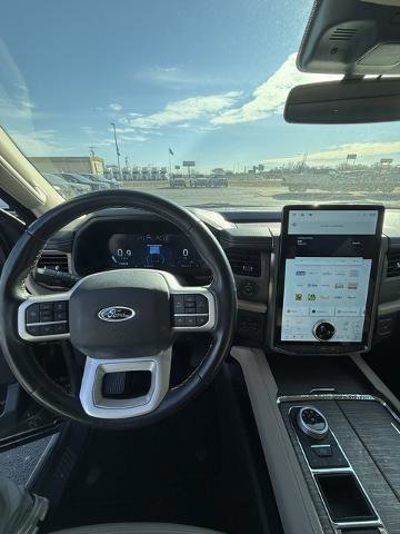 Certified 2023 Ford Expedition Limited image 14