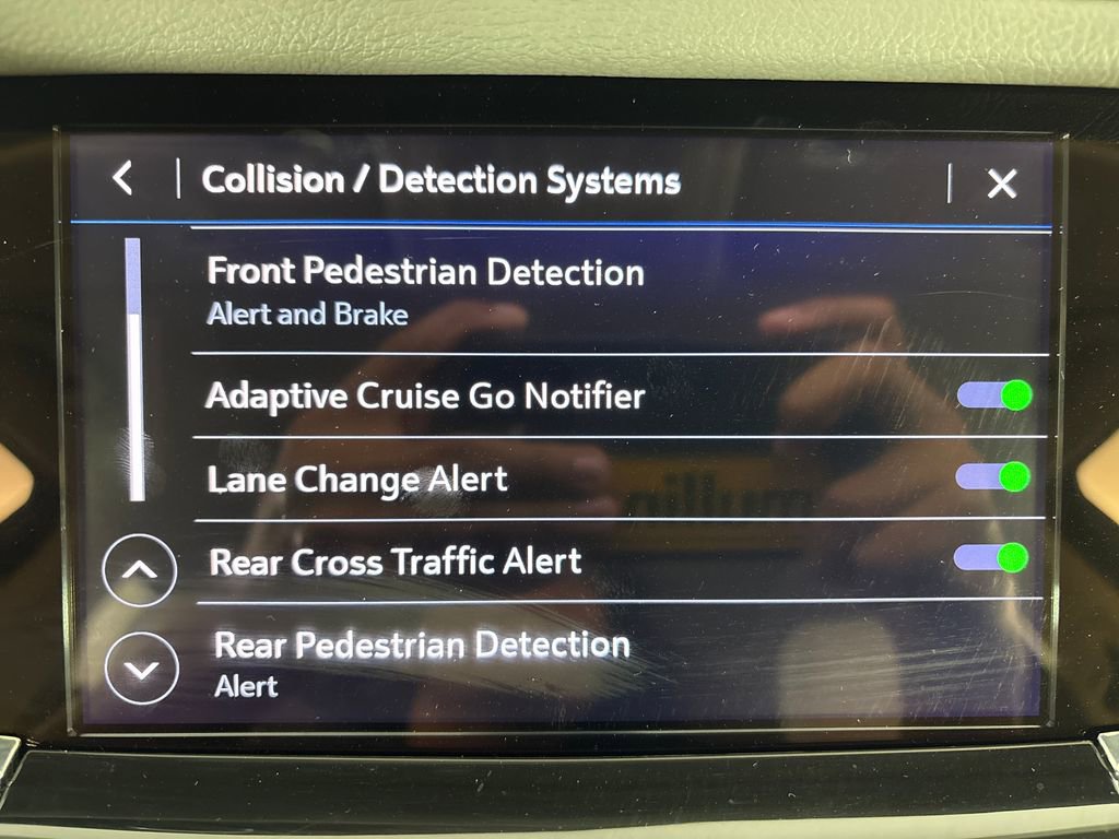 Used 2024 Cadillac XT6 Premium Luxury w/ Technology Package FWD image 36
