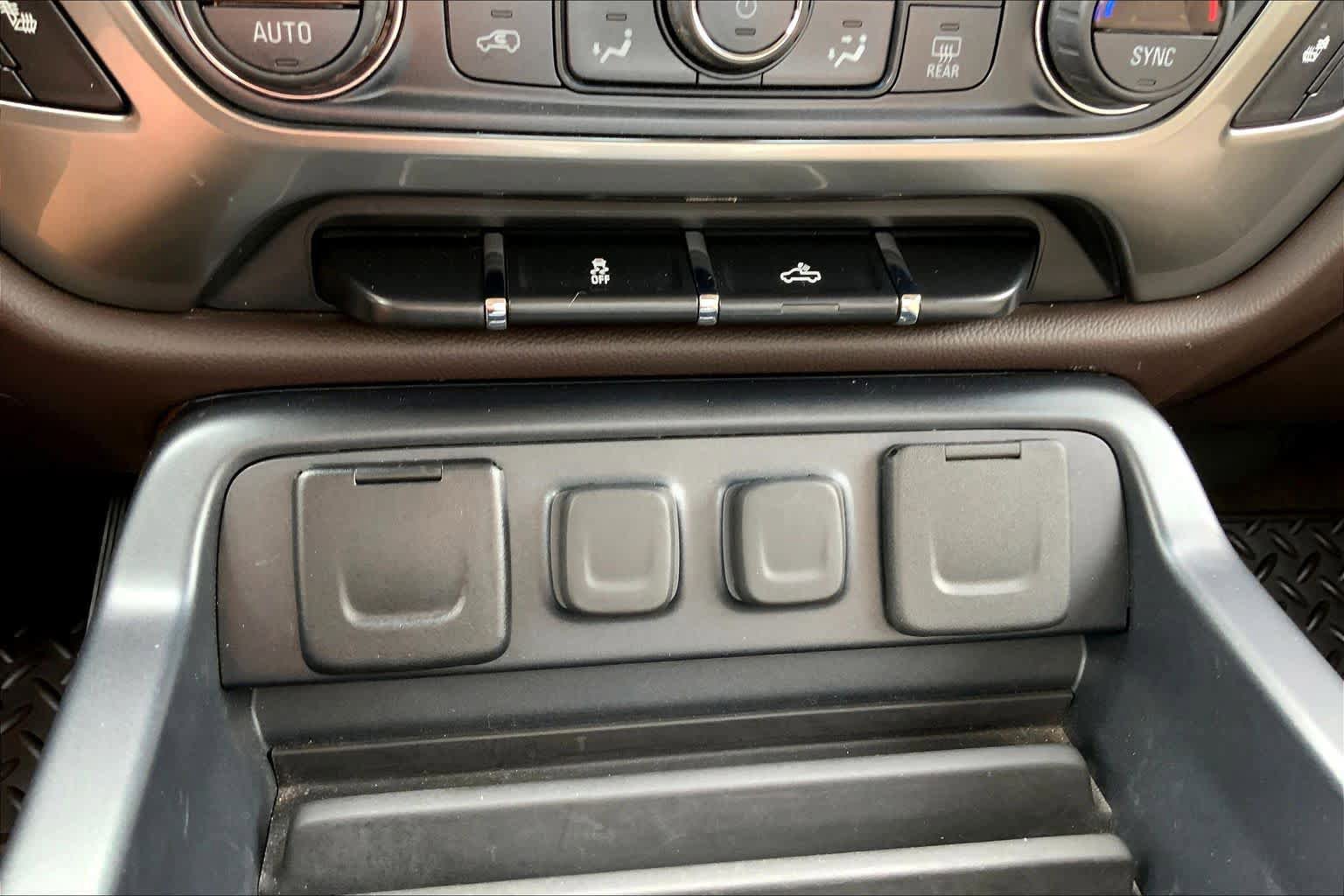 Used 2018 Chevrolet Silverado 1500 LT w/ Texas Edition RWD image 34
