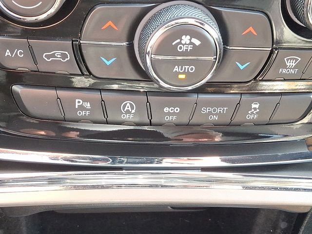 Used 2021 Jeep Grand Cherokee Limited image 26