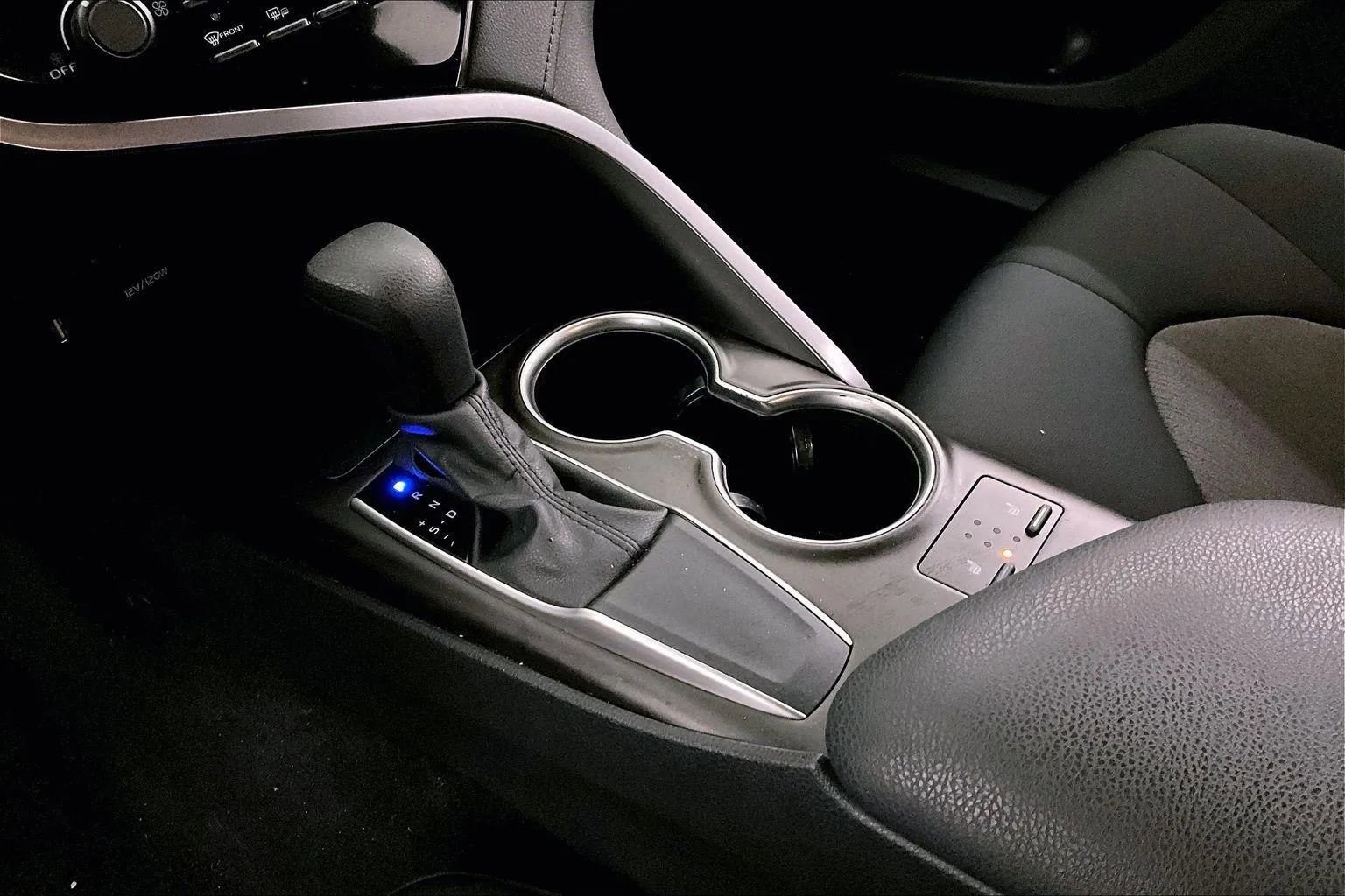 Used 2021 Toyota Camry LE w/ Cold Weather Package image 16