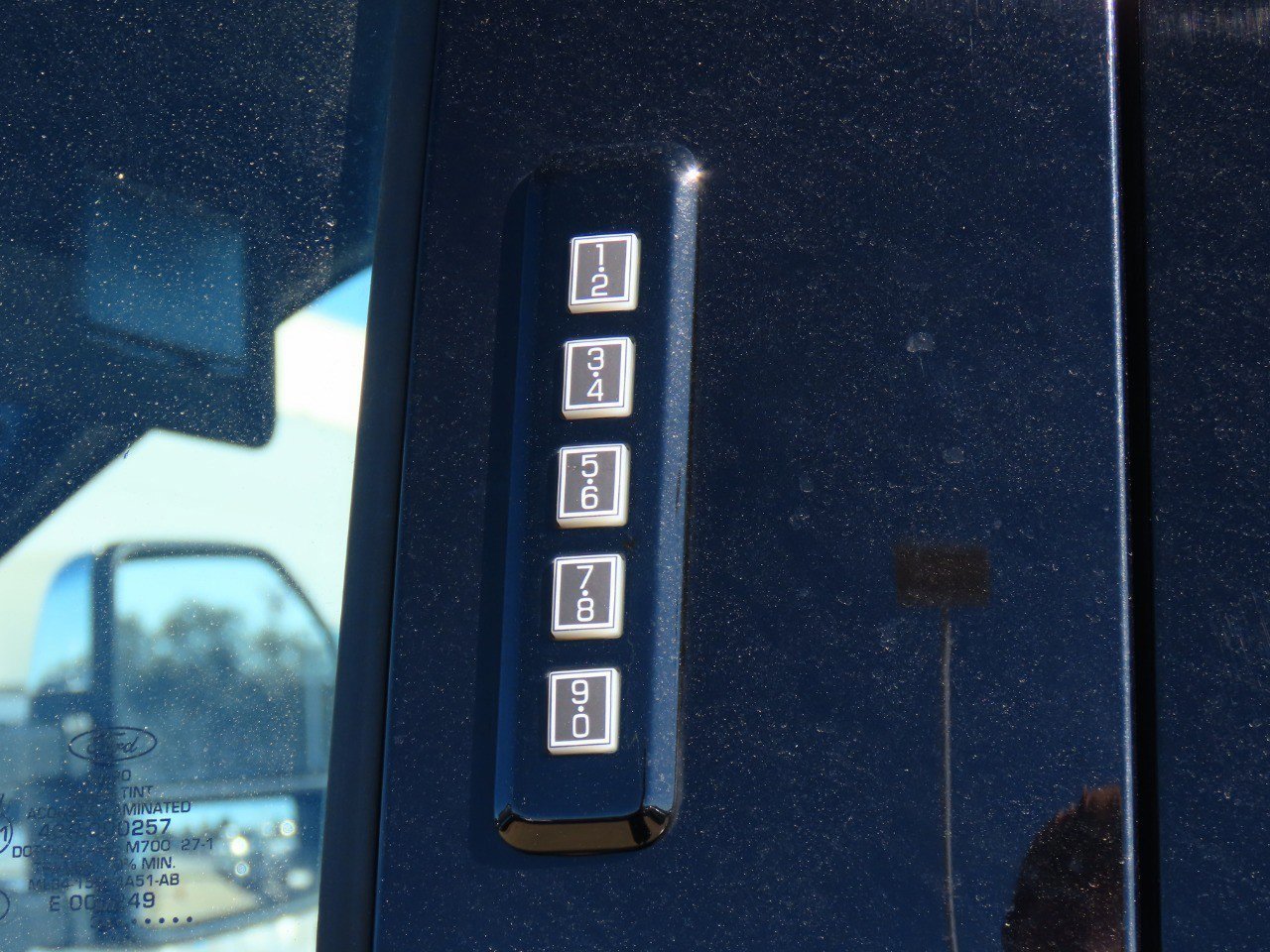 Certified 2024 Ford F250 Platinum image 17