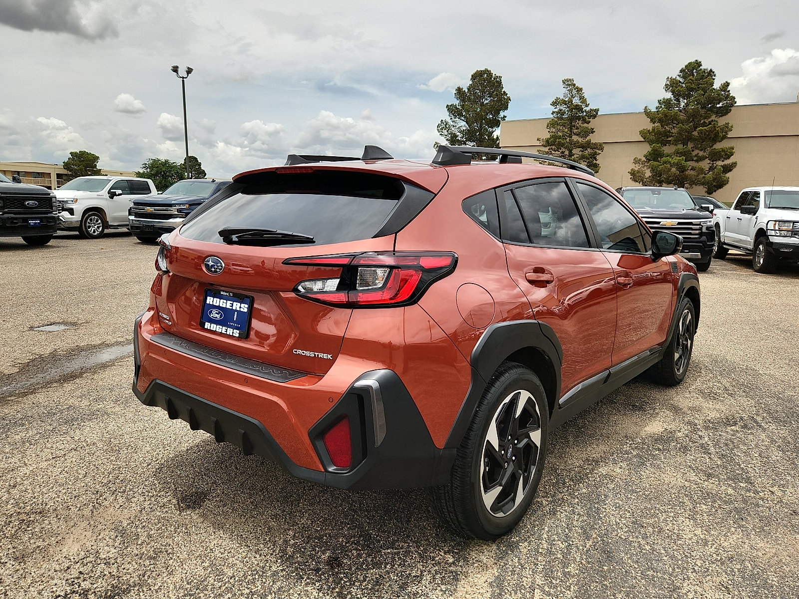 Used 2024 Subaru Crosstrek 2.5i Limited w/ Crosstrek Mirror Package AWD/4WD image 7