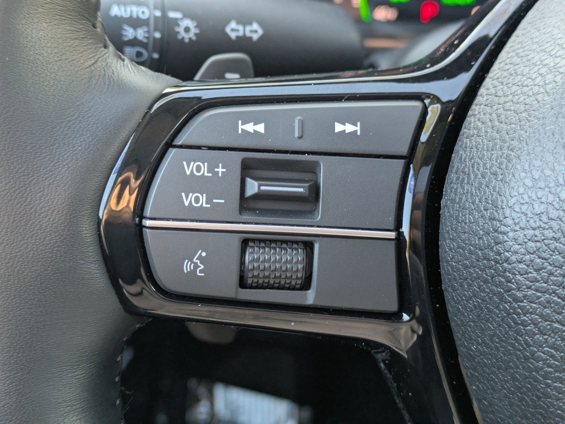 Used 2025 Honda Accord Touring image 15