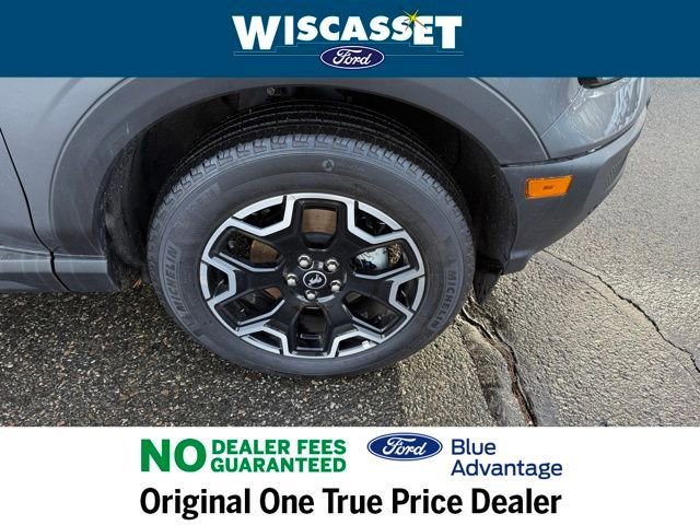 Certified 2025 Ford Bronco Sport Outer Banks w/ Outer Banks Tech Package+ AWD/4WD image 38