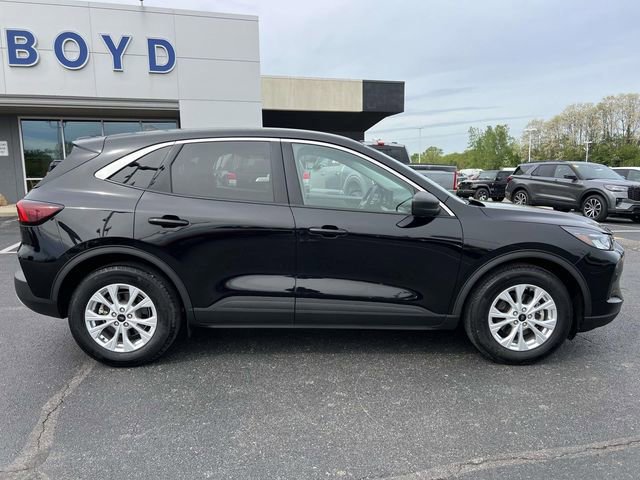 Certified 2023 Ford Escape Active w/ Tech Pack #1 FWD image 2