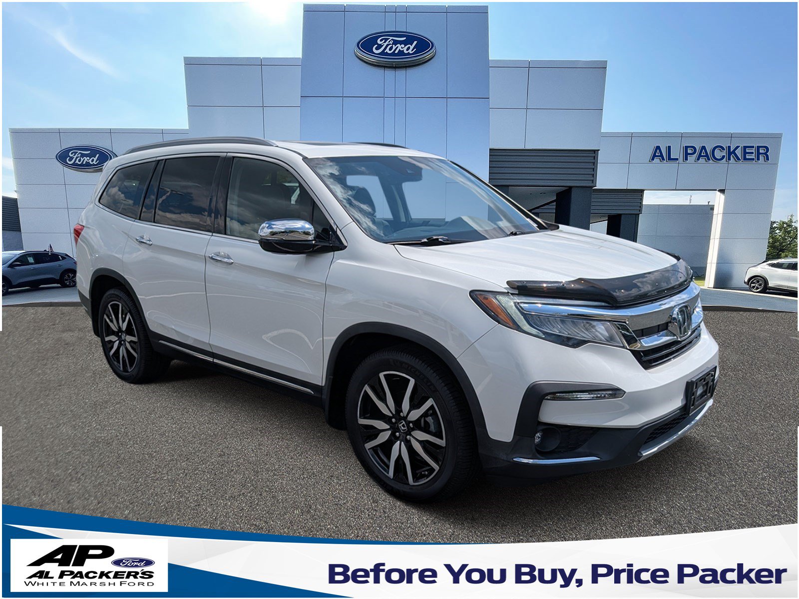 Used 2021 Honda Pilot Touring image 1
