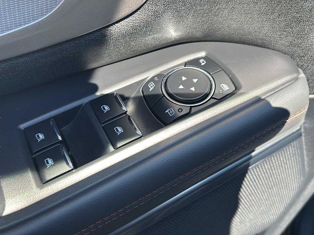 Certified 2025 Ford Expedition Active AWD/4WD image 30