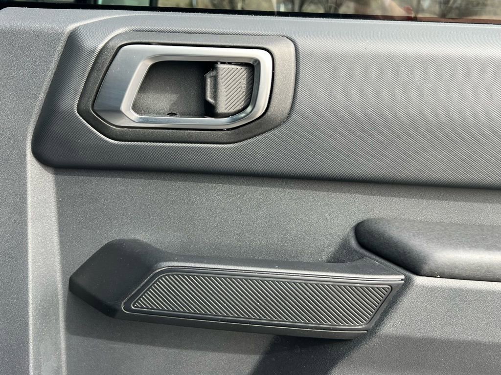 Certified 2025 Ford Bronco Big Bend image 17