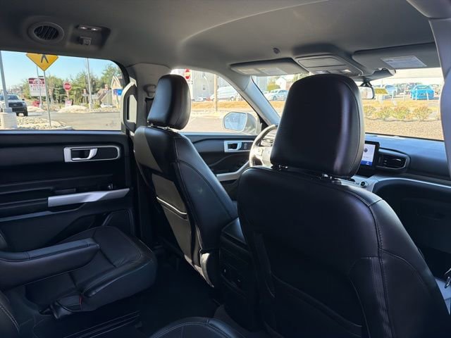 Certified 2022 Ford Explorer XLT w/ Equipment Group 202A image 32