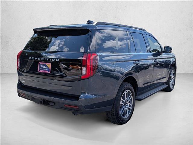 Certified 2025 Ford Expedition Active AWD/4WD image 5