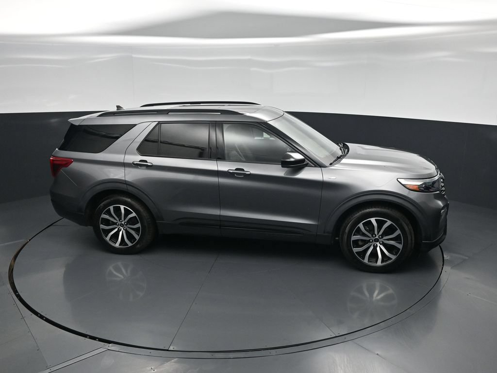 Certified 2023 Ford Explorer ST-Line w/ Class IV Trailer Tow Package RWD image 49