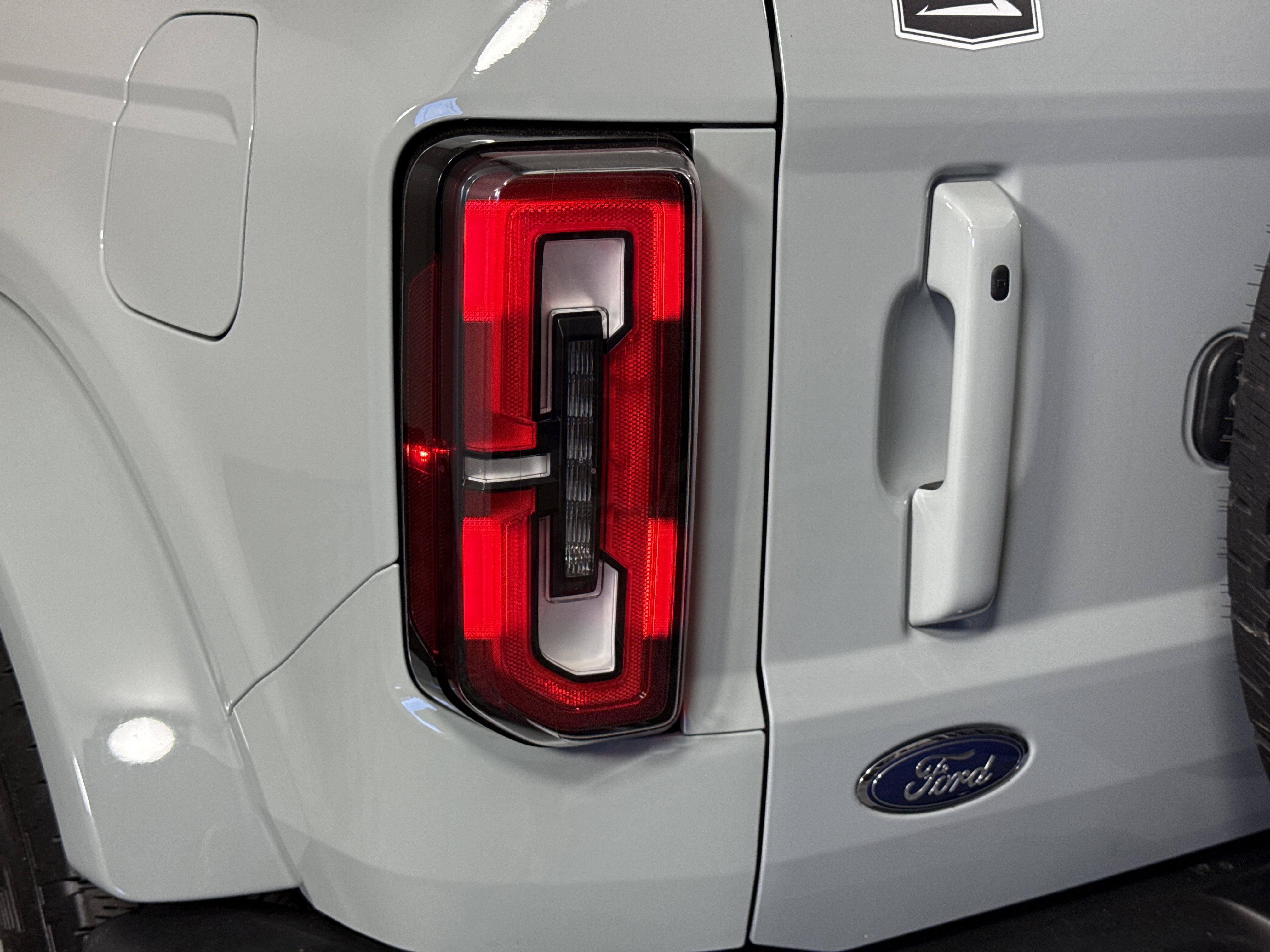 Certified 2023 Ford Bronco Outer Banks image 8