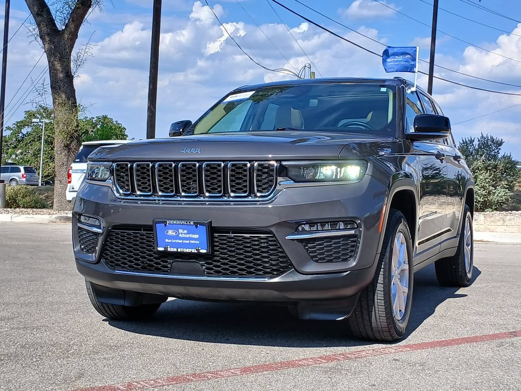 Used 2022 Jeep Grand Cherokee Limited AWD/4WD image 7