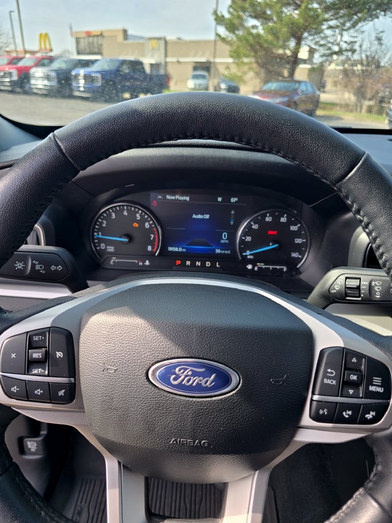 Certified 2023 Ford Explorer XLT w/ Equipment Group 202A AWD/4WD image 10
