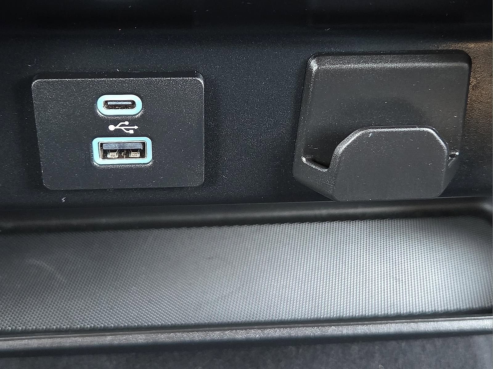 Certified 2023 Ford F150 XLT w/ Equipment Group 302A High image 21