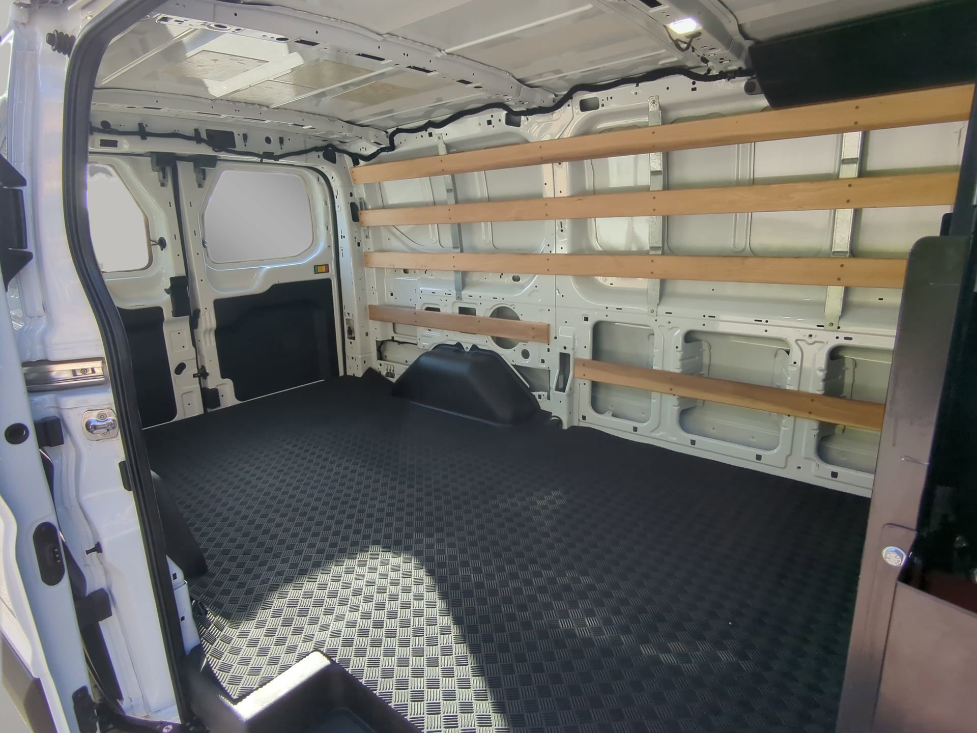 Certified 2024 Ford Transit 250 Low Roof w/ Exterior Upgrade Package image 45