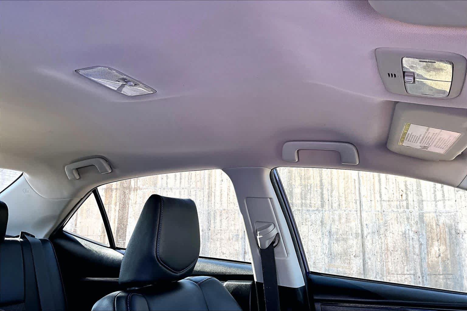 Used 2017 Toyota Corolla SE FWD image 14