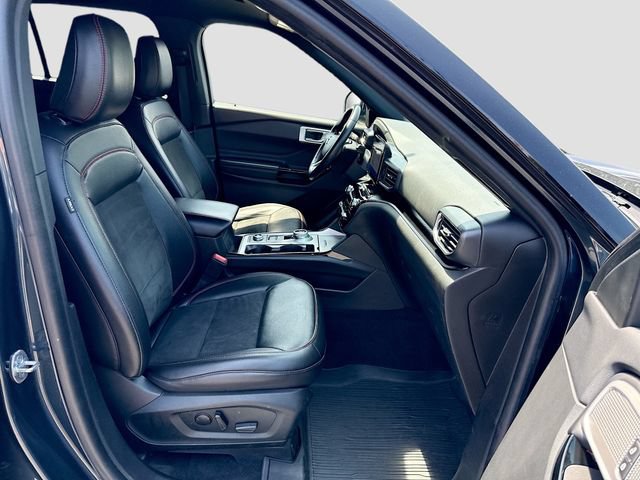 Certified 2022 Ford Explorer ST-Line w/ Class IV Trailer Tow Package AWD/4WD image 31