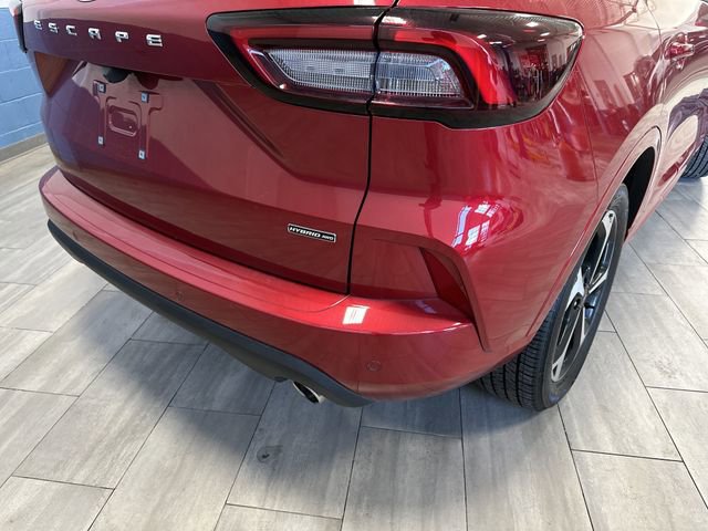 Certified 2025 Ford Escape ST-Line Elite image 35