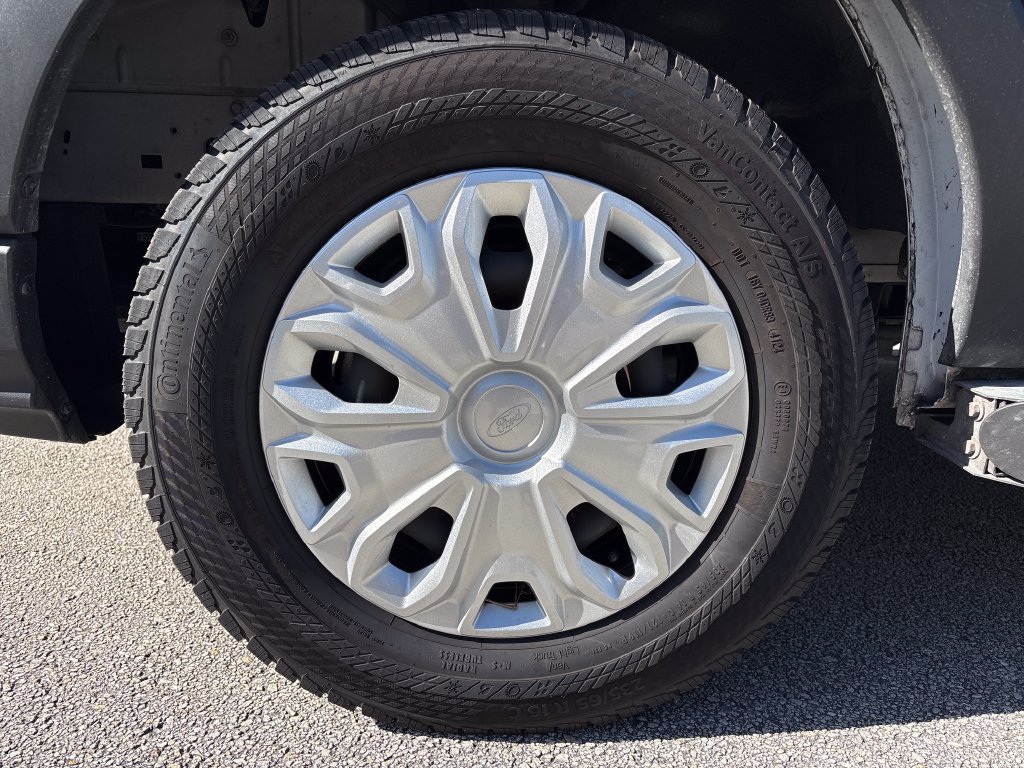 Certified 2025 Ford Transit 250 Low Roof w/ Exterior Upgrade Package RWD image 15