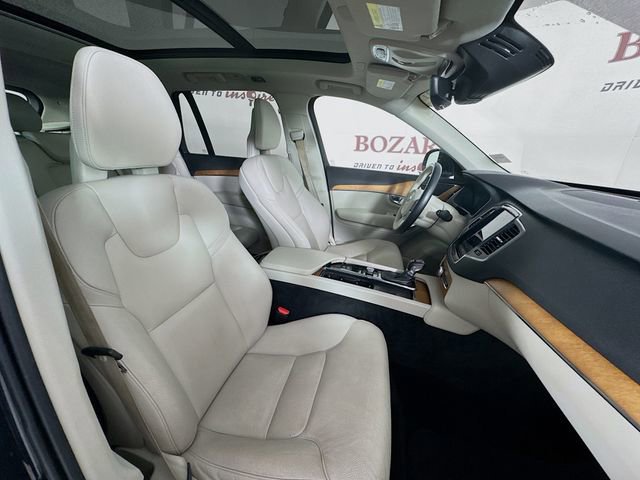 Used 2021 Volvo XC90 T6 Momentum w/ Climate Package image 32
