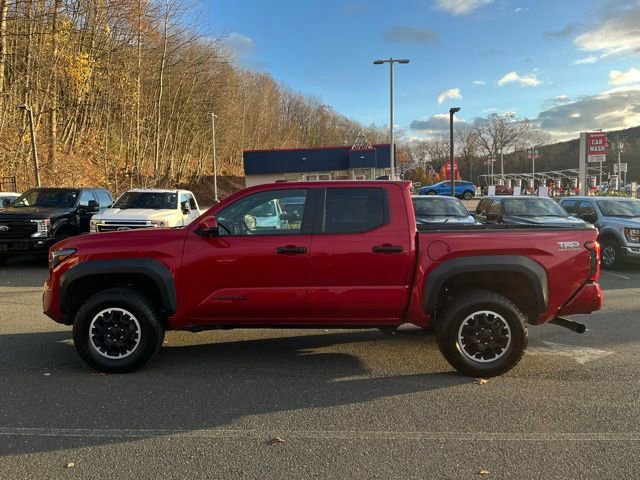 Used 2024 Toyota Tacoma TRD Sport image 7