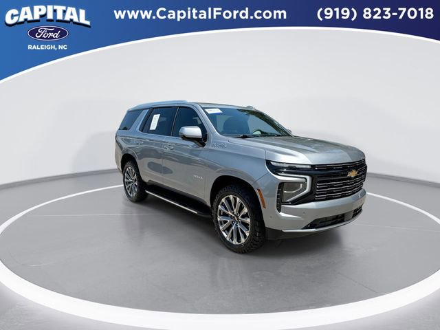 Used 2025 Chevrolet Tahoe High Country AWD/4WD image 2