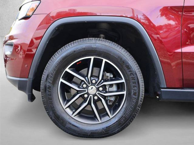 Used 2018 Jeep Grand Cherokee Trailhawk w/ Trailhawk Luxury Group AWD/4WD image 29