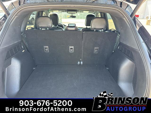 Certified 2025 Ford Escape ST-Line Select AWD/4WD image 10