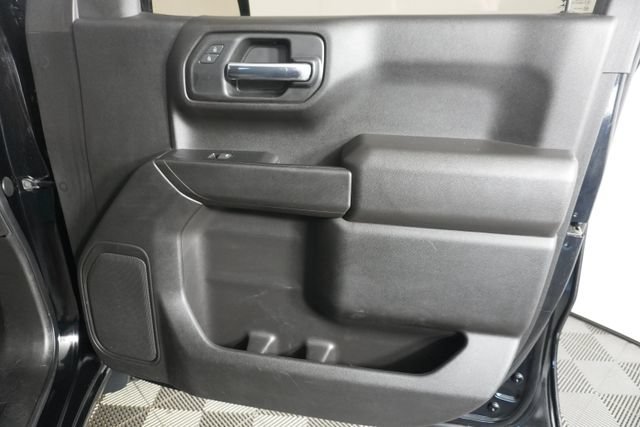 Used 2022 Chevrolet Silverado 1500 Custom Trail Boss w/ Safety Confidence Package AWD/4WD image 35