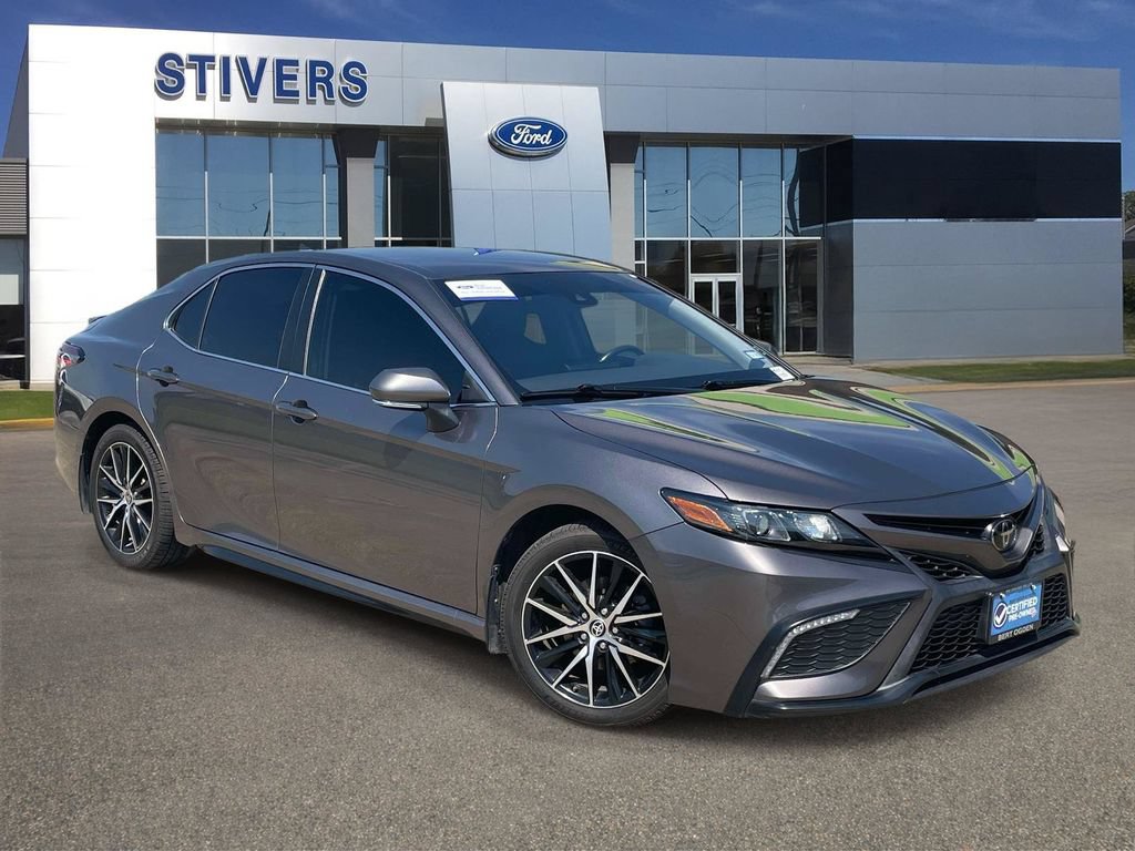 Used 2022 Toyota Camry SE