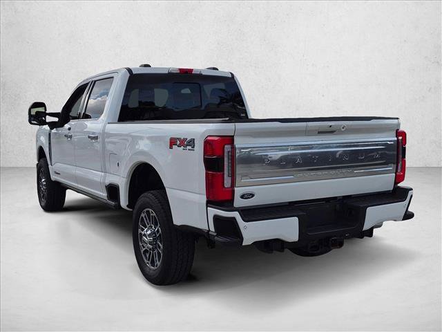 Certified 2025 Ford F250 Platinum w/ Platinum Plus Package AWD/4WD image 7