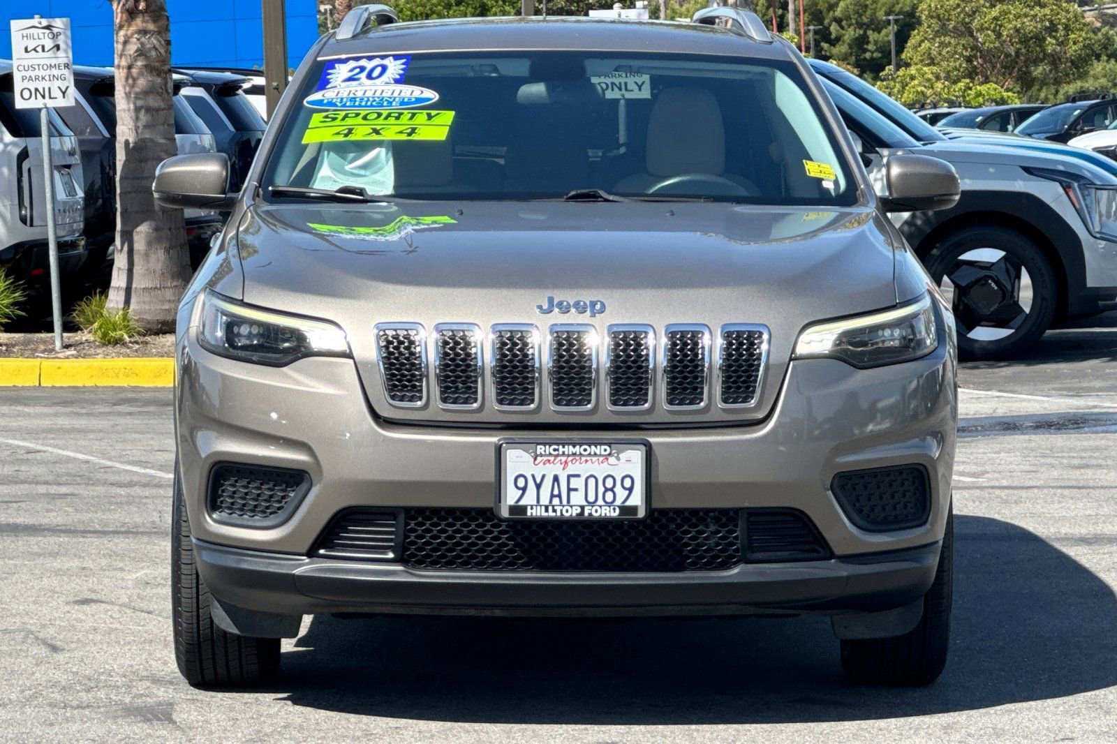 Used 2020 Jeep Cherokee Latitude AWD/4WD image 12