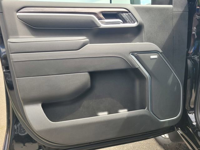 Used 2026 Chevrolet Silverado 2500 LTZ w/ Z71 Chrome Sport Edition image 16