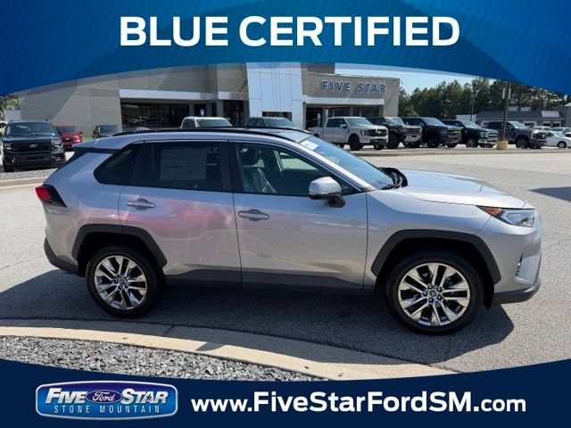 Used 2020 Toyota RAV4 XLE Premium FWD image 1