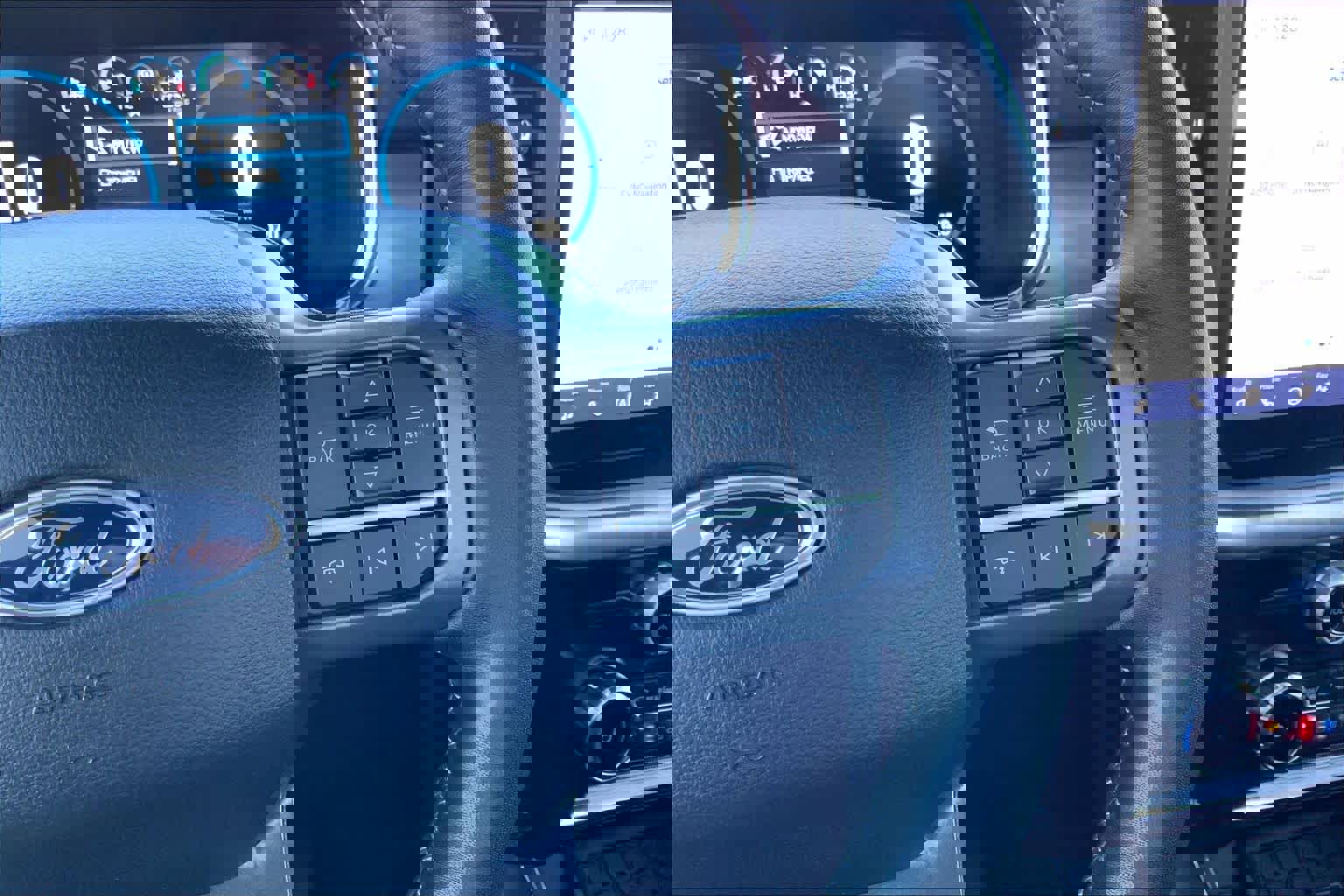 Certified 2023 Ford F150 Lariat w/ Equipment Group 502A High image 25