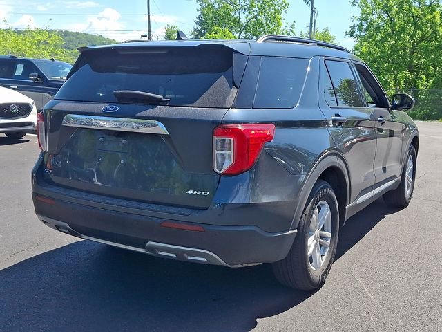 Certified 2022 Ford Explorer XLT w/ Equipment Group 202A AWD/4WD image 11