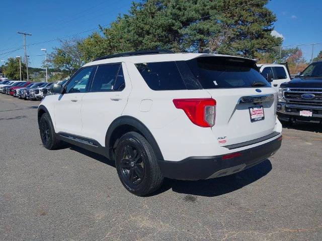 Certified 2023 Ford Explorer XLT w/ Equipment Group 202A AWD/4WD image 6