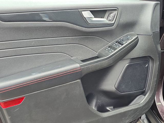 Certified 2023 Ford Escape ST-Line w/ Tech Pack #1 image 11
