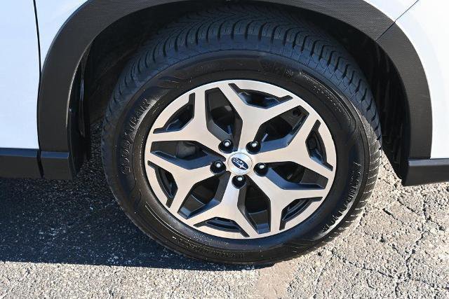 Used 2024 Subaru Forester Premium AWD/4WD image 16