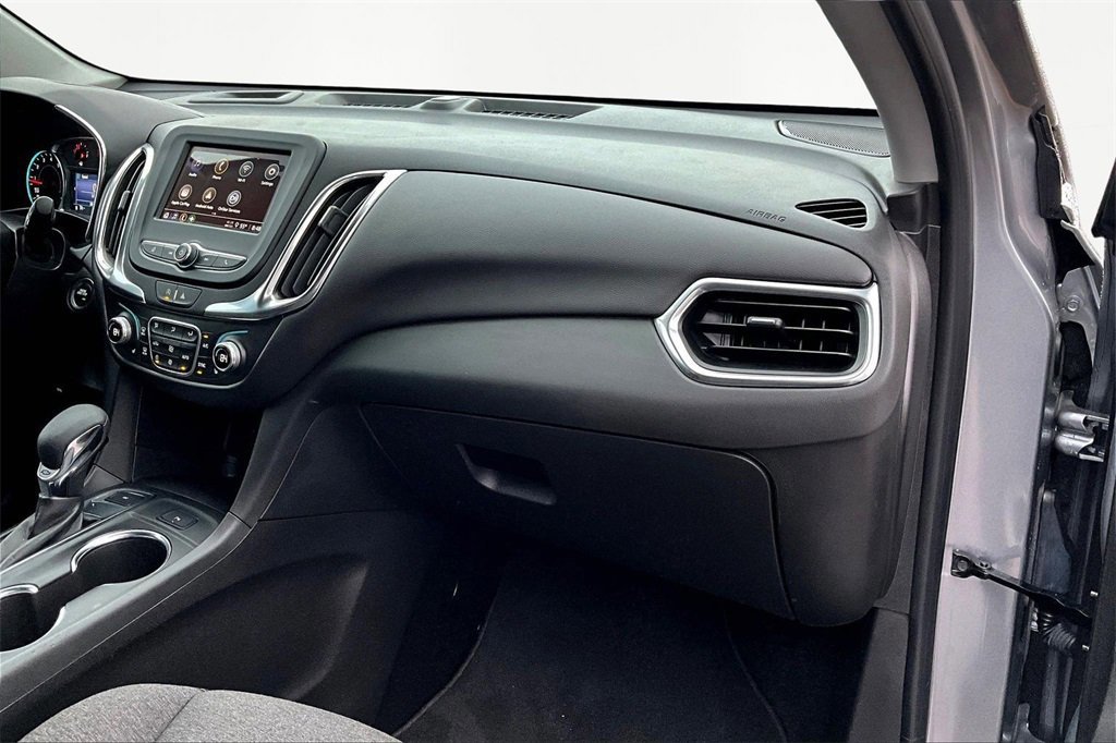 Used 2023 Chevrolet Equinox LT w/ Driver Convenience Package image 17