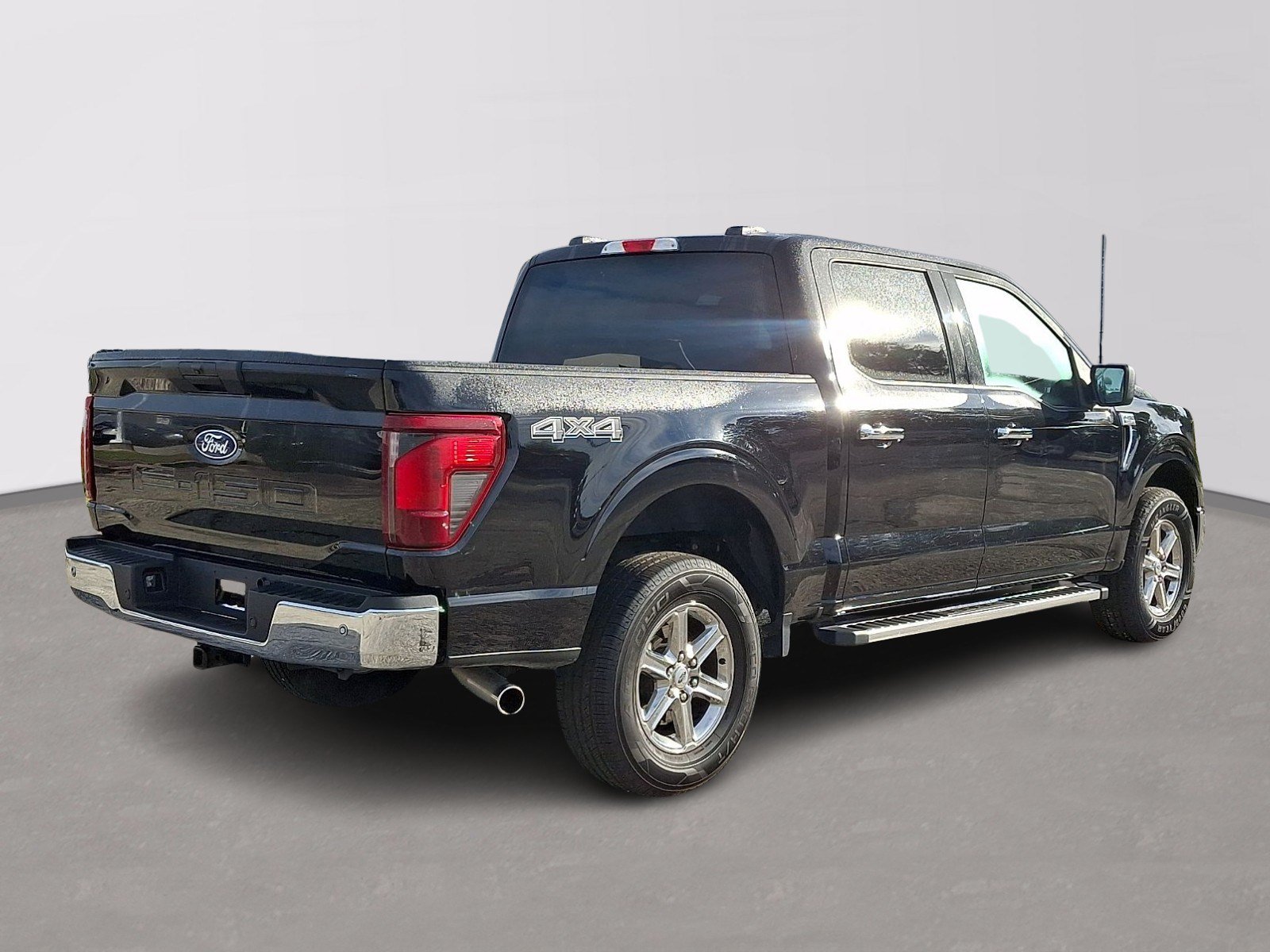 Certified 2025 Ford F150 XLT w/ Equipment Group 301A Standard AWD/4WD image 6