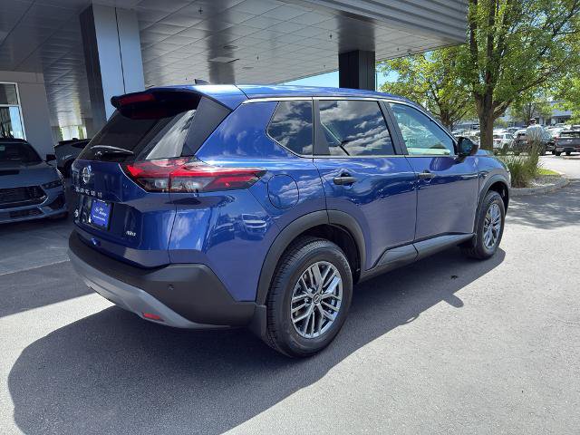 Used 2023 Nissan Rogue S AWD/4WD image 4