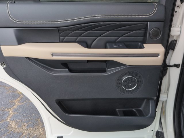 Certified 2022 Ford Expedition Platinum AWD/4WD image 30